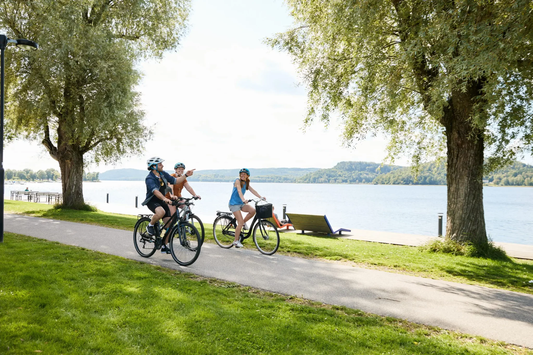 Guided bike tour exploring Gothenburg’s seaside and nature